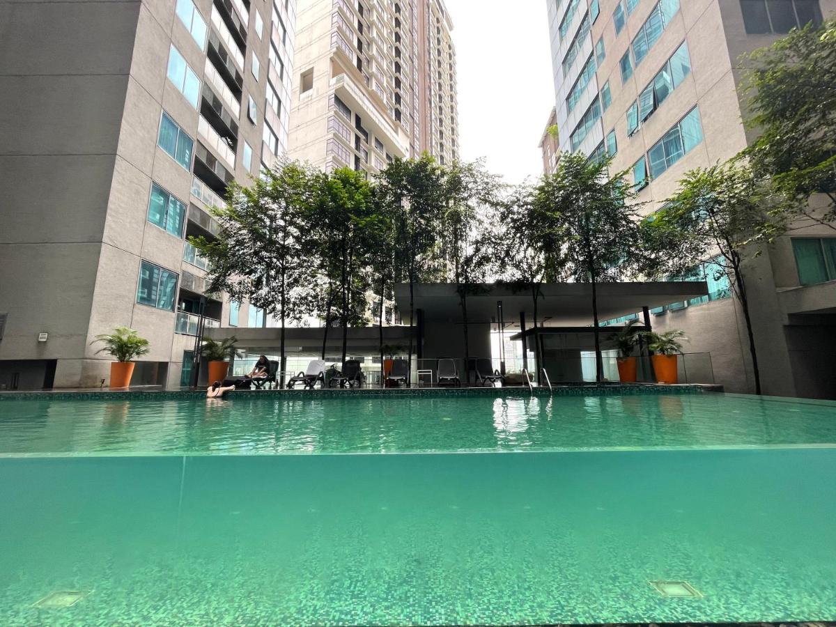 Mercu Summer Suite Klcc By Kuminshu Kuala Lumpur Extérieur photo